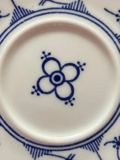 Bareuther BAVARIA Unterteller Fränkisch Blau Porzellan Blumenmuster 15cm