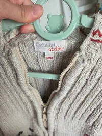 Catimini Strickjacke Kinder Mädchen Gr. 92 Beige mit Bären-Applikation 5