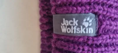 Jack Wolfskin Damen Bommelmütze Strickmütze Lila Zopfmuster Wolle