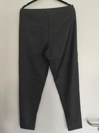 ASOS Damen Leggings Hose Gr. 42 Grau Modern Stretch