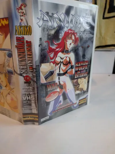 Akiko Schwanz Wölfe im Internat VHS Anime Revolution Manga-Kult