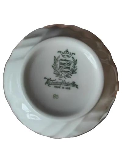 Weimarer Porzellan Kaffeetasse Vintage Rosenmuster Mehrfarbig Höhe 7cm
