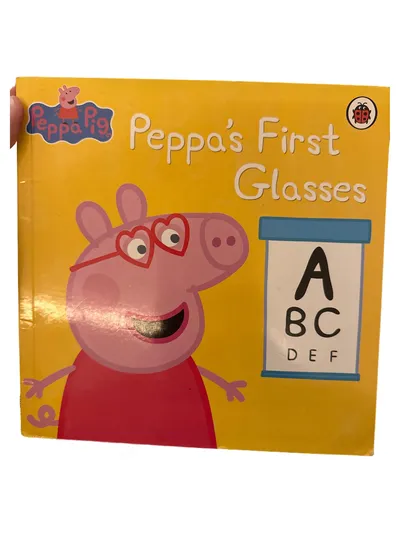 Peppa Pig Peppa's First Glasses Kinderbuch Englisch Bilderbuch