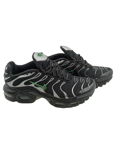 Nike Air Max Plus GS Sneaker Schwarz Silber Grün Gr. 38,5 Sportschuhe