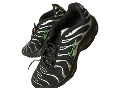 Nike Air Max Plus GS Sneaker Schwarz Silber Grün Gr. 38,5 Sportschuhe