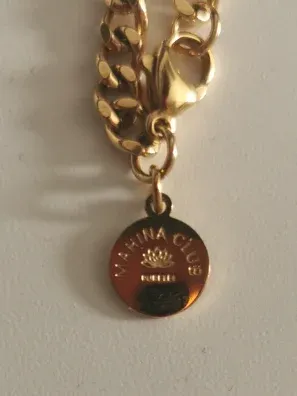 Marina Club Lagos Resort Halskette Gold Herz Anhänger Damen Elegant