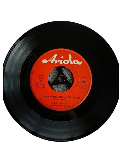 Udo Jürgens - Immer wieder geht die Sonne auf - Ariola 19510 AT Vinyl Single