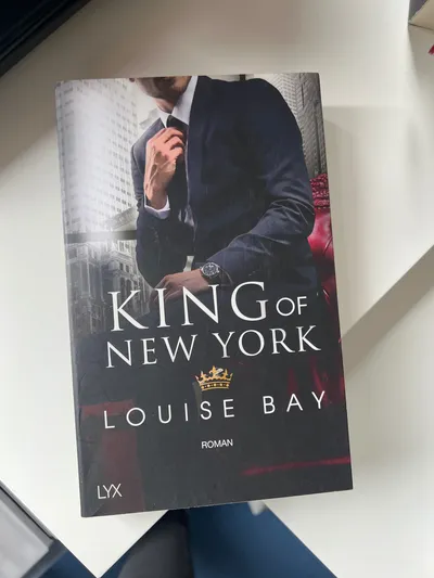 King of New York Louise Bay Liebesroman New Adult Romance LYX