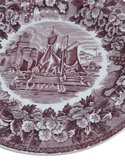 Wedgwood Kuchenteller Ferrara Vintage Rot Porzellan