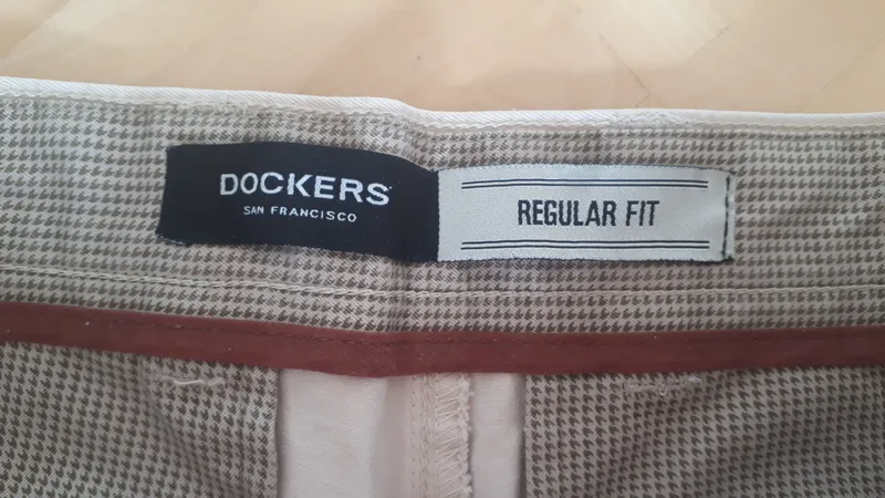 Dockers Herren Stoffhose Business Beige W33 L31 4