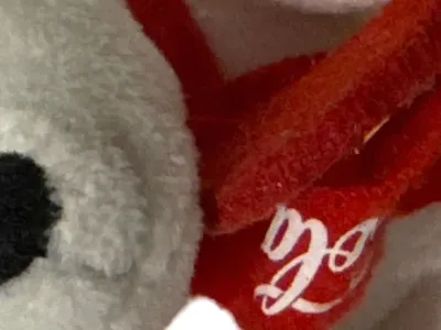 Coca-Cola Kuscheltier Eisbär Plüschtier mit Schal Weihnachtlich 12cm