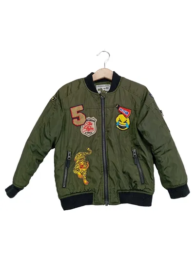 NEXT Kinder Bomberjacke Gr. 110 Grün Rippstrick Applikationen Streetwear