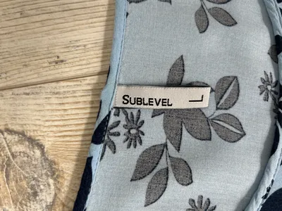 Sublevel Damen Bluse Blumenmuster Blau Gr. 40/L Casual Kurzarm