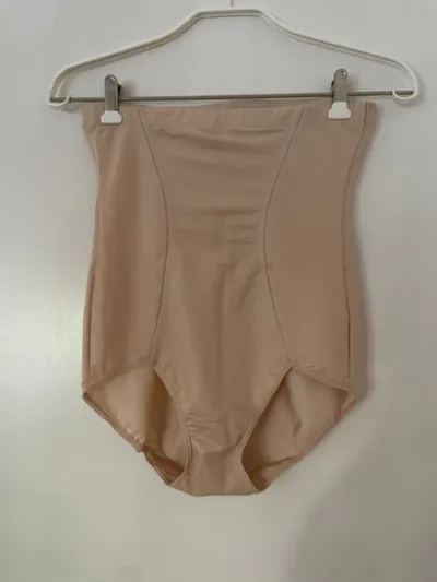 Maidenform Damen Shapewear Hose Miederhose Beige Gr. 38;M