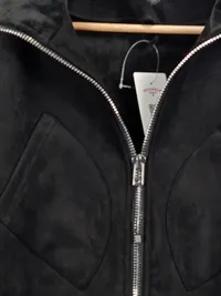 Desigual Damen Sweatjacke Gr. S/M Schwarz Velours Stickerei Reißverschluss 2