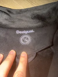 Desigual Damen Sweatjacke Gr. S/M Schwarz Velours Stickerei Reißverschluss 5