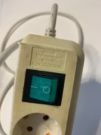 Brennenstuhl Steckdosenleiste 3-fach mit Schalter 1,5m Kabel Weiß 5