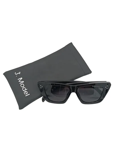 Joseph Model Cat-Eye Sonnenbrille Damen Retro Schwarz Acetat Nieten