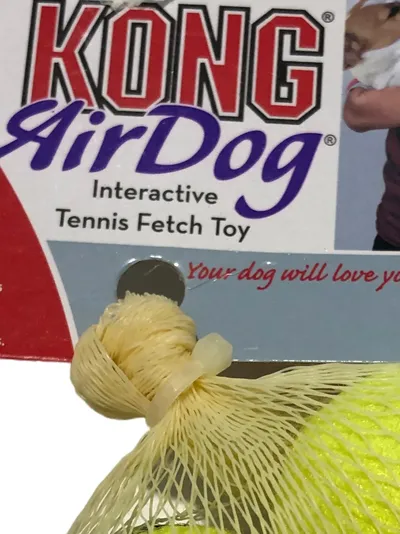 KONG AirDog Tennisbälle Katzenspielzeug Gelb 3er Pack