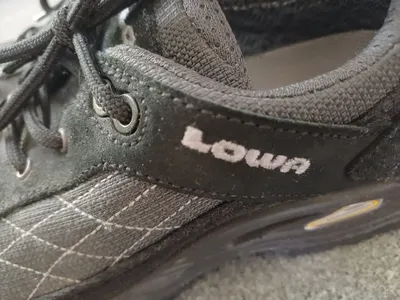 LOWA Wanderschuhe Damen Outdoorschuhe Größe 38 Grau Outdoor