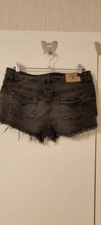 Buffalo London Damen Jeans Shorts Grau Gr. 38 Casual Destroyed Look