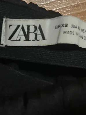 ZARA Damen Faltenrock Maxirock Elegant Schwarz Gr. XS 34 Uni Polyester