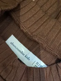 Abercrombie Kids Pullover Mädchen Gr. 146 11-12 Jahre Braun Rippstrick 4