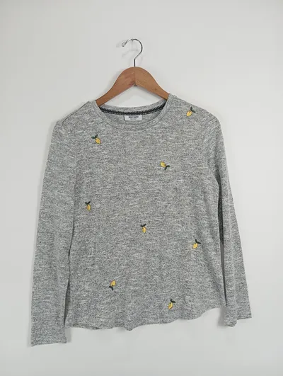 Nocozo Damen Pullover Gr. 36/S Grau mit Zitronen-Print Casual