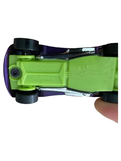 Hot Wheels Dieselboy Spielzeugauto Lila Metall Kunststoff
