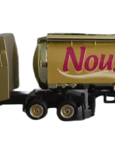 NOUGIA Modell LKW Tanklaster Gold Nougat Creme Liqueur Sammlerfahrzeug