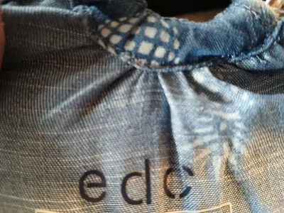 edc by Esprit Damen Top Bluse Ananas-Muster Blau Gr. L Viskose