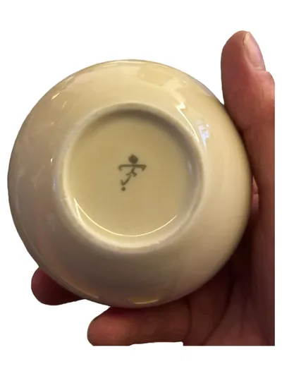 FÜRSTENBERG Porzellan Kugelvase klein Beige 9 cm Minimalistisch