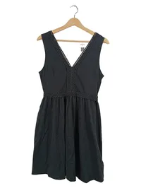 ABOUT YOU Damen Sommerkleid Gr. 38 Schwarz Spitze V-Ausschnitt 1