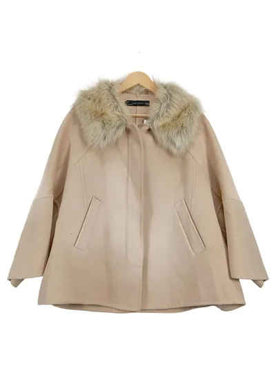 ZARA Woman Cape Poncho Fellkragen Beige Wolle Damen Gr. L 42