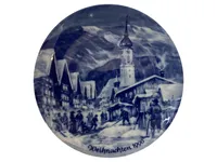 Berlin Design Sammelteller Weihnachten 1990 Porzellan Winterdorf Mehrfarbig 1