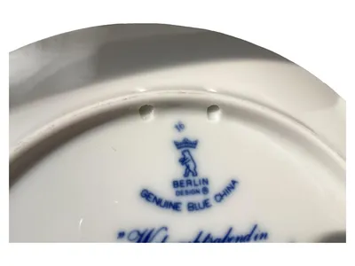 Berlin Design Sammelteller Weihnachten 1990 Porzellan Winterdorf Mehrfarbig