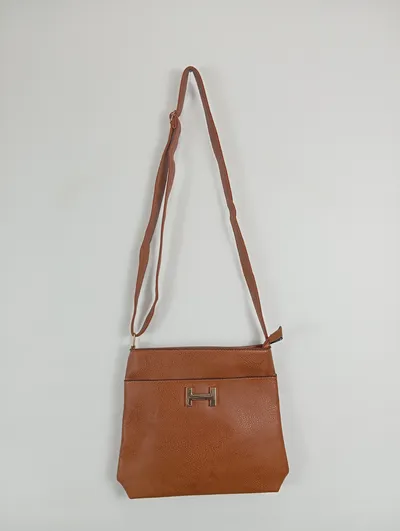 KANIA Damen Umhängetasche Braun Casual Kunstleder mit Pochette