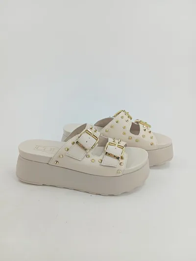CULT Damen Plateausandalen Beige Gr. 36 Modisch mit Nieten & Schnallen
