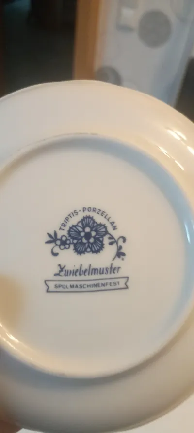 Triptis Porzellan Untertasse Zwiebelmuster Blau Weiß 14 cm