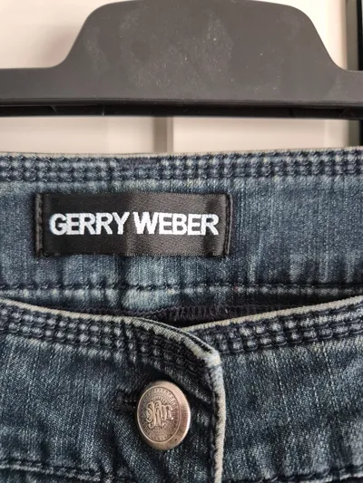 Gerry Weber Damen Jeans Regular Fit Blau Floralmuster Stickerei Gr. 42