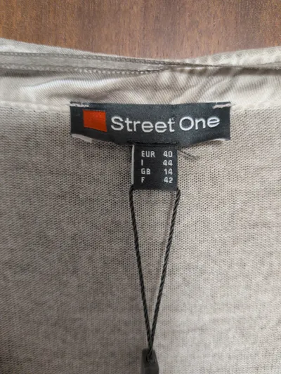 Street One Damen Langarmshirt Bluse Gr. 40 Beige Viskose Casual