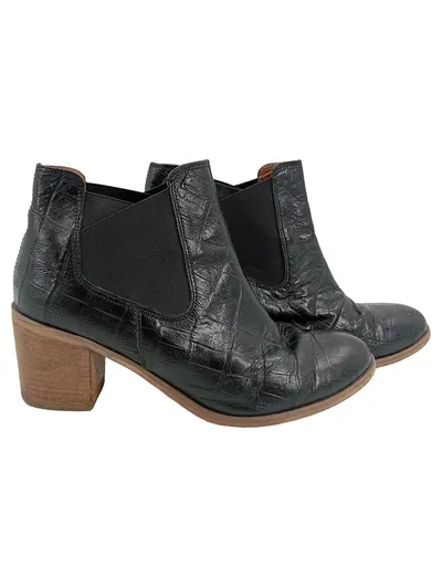 Clarks Damen Stiefelette Chelsea Boots Gr. 38 Schwarz Modern Tierdruck
