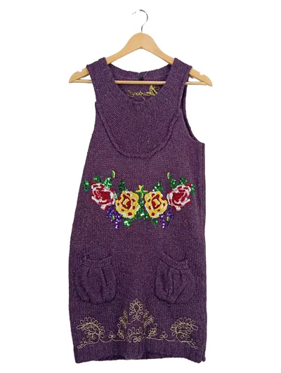 Desigual Damen Strickkleid Gr. 40/L Lila Blumenstickerei Pailletten Farbenfroh