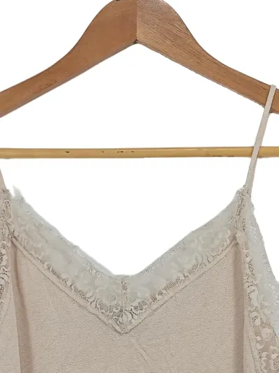 MNG Damen Top mit Spitze Gr. 36/S Beige Feminin Casual