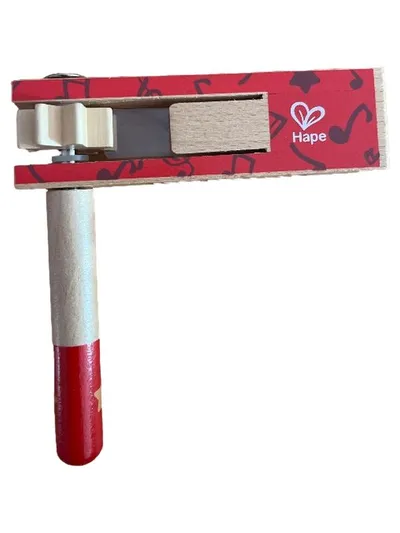 Hape Baby Rassel Holz Herz Motiv Farbenfroh Rot 13cm