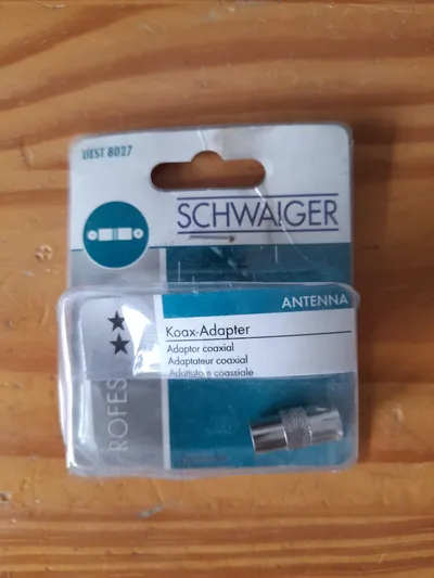 Schwaiger Koax-Adapter UEST 8027 Silber für Zimmerantenne