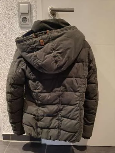 Naketano Damen Steppjacke Winterjacke Gr. M Oliv Kapuze gefüttert
