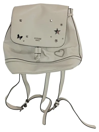 GUESS Damen Rucksack Weiß mit Nieten & Herz Applikationen