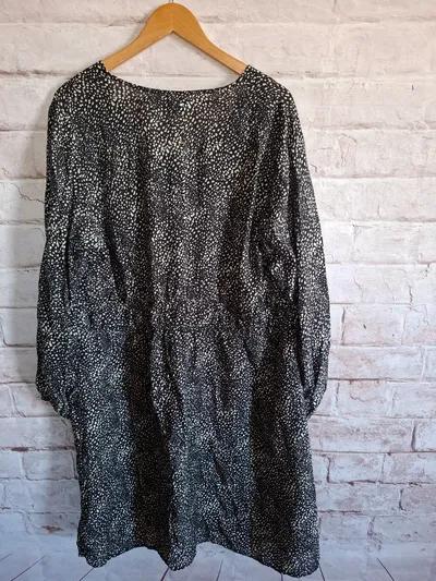 Ulla Popken Damen Blusenkleid Gr. 44 Schwarz Casual Tunikakleid