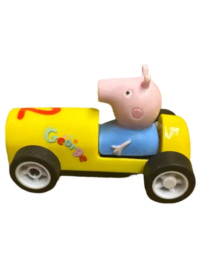 Peppa Pig George Rennwagen Spielzeugauto Gelb Kunststoff 6cm